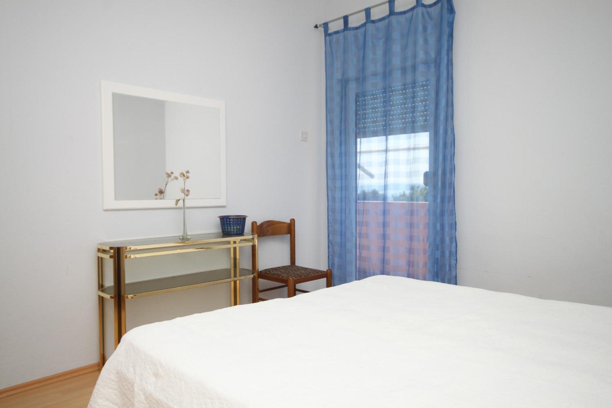 Apartment With A Parking Space - 6693 Makarska